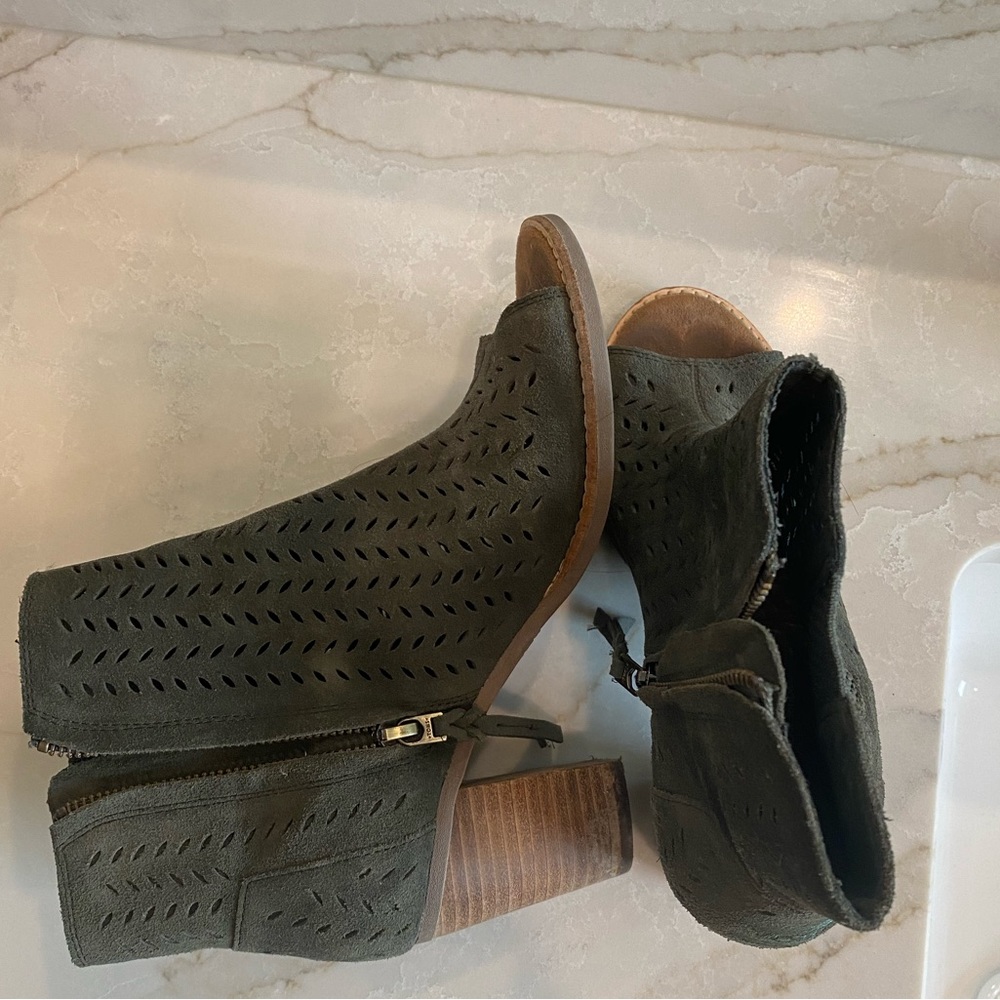 Booties - Picture 3 of 3